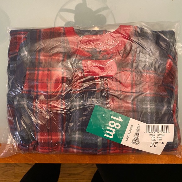(3) Eddie Bauer Fleece Pajamas Size 18M - Picture 4 of 4